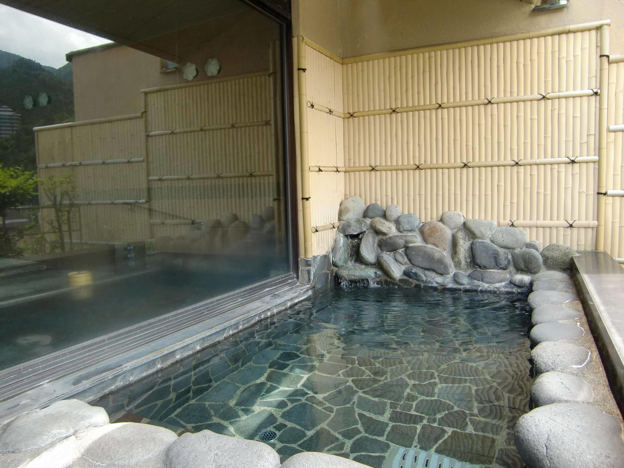 Kissenkan Chikusuitei Gero Exterior photo